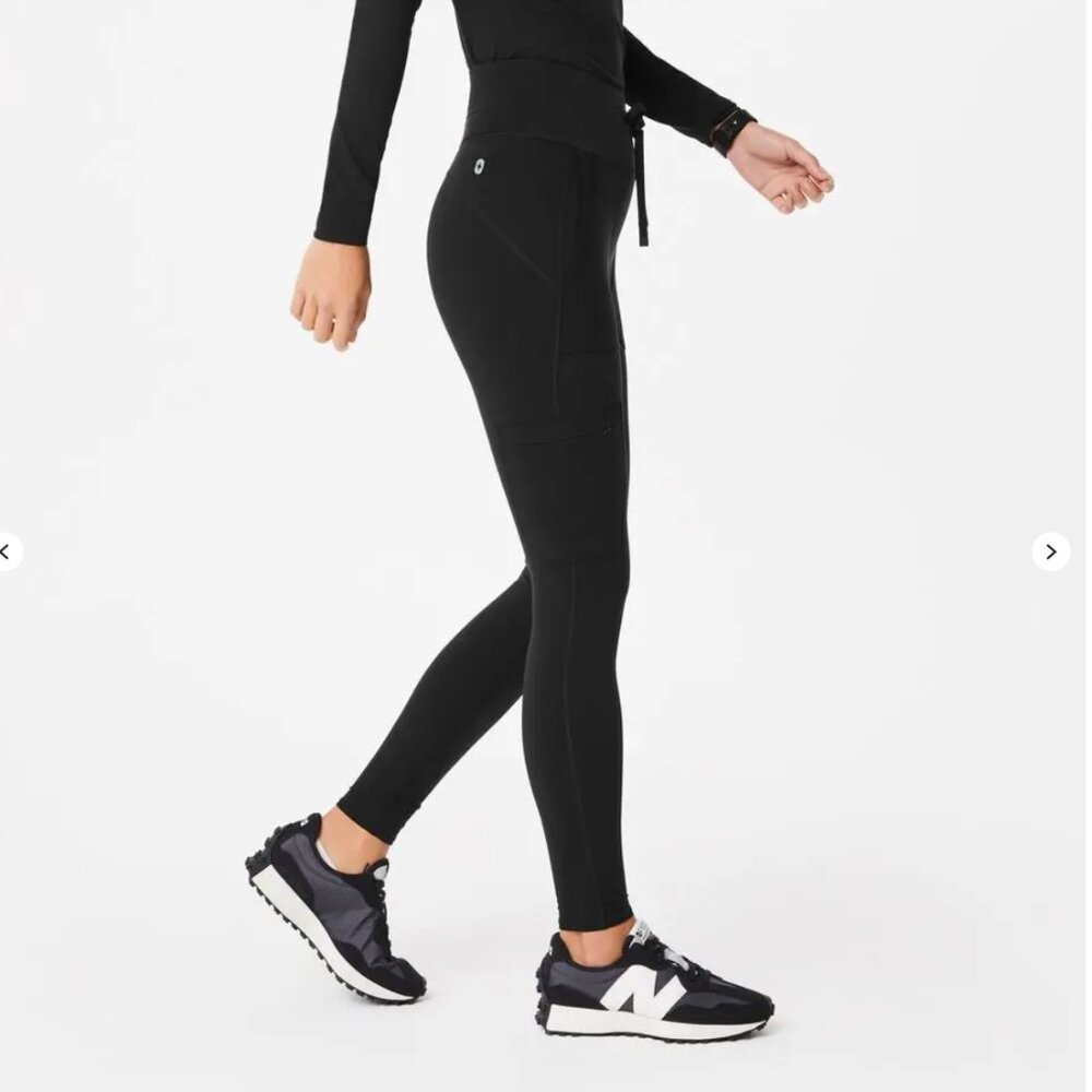 High Waisted Seville ScrubLegging™ - Black - Picture 2 of 8